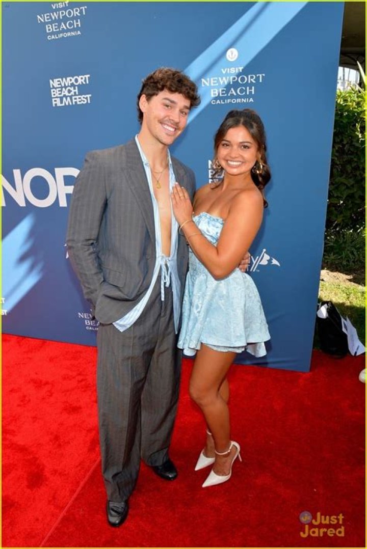 Is Noah Beck Related To Abbie Herbert? Relationship Explained