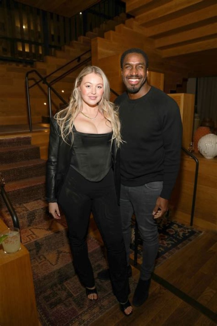 Iskra Lawrence – Height, Measurements & Boyfriend