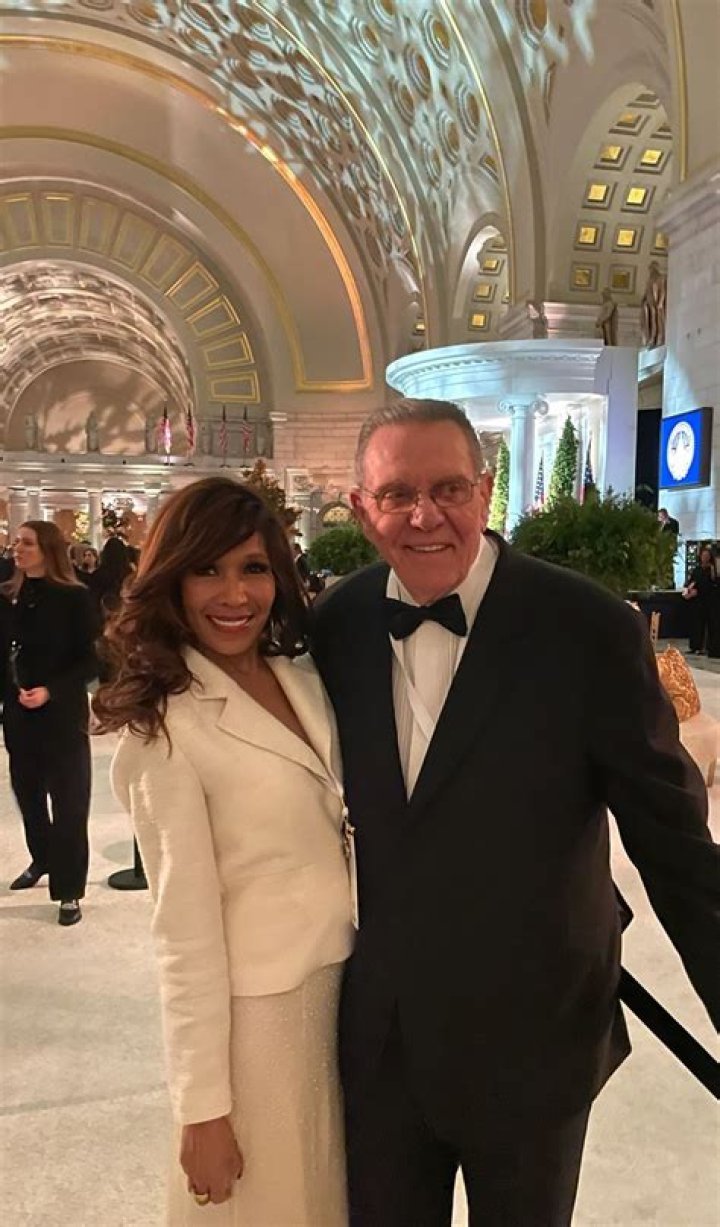 Jack Keane Gen: Bio, Age, New Wife, Angela McGlowan, Wedding, Girlfriend, Weight Loss and Net Worth