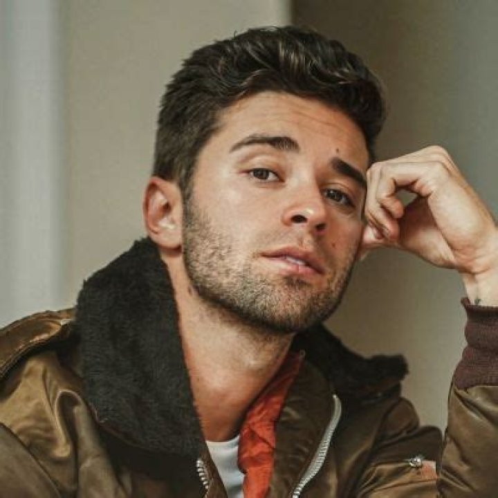 Jake Miller- Wiki, Age, Height, Net Worth, Girlfriend, Ethnicity