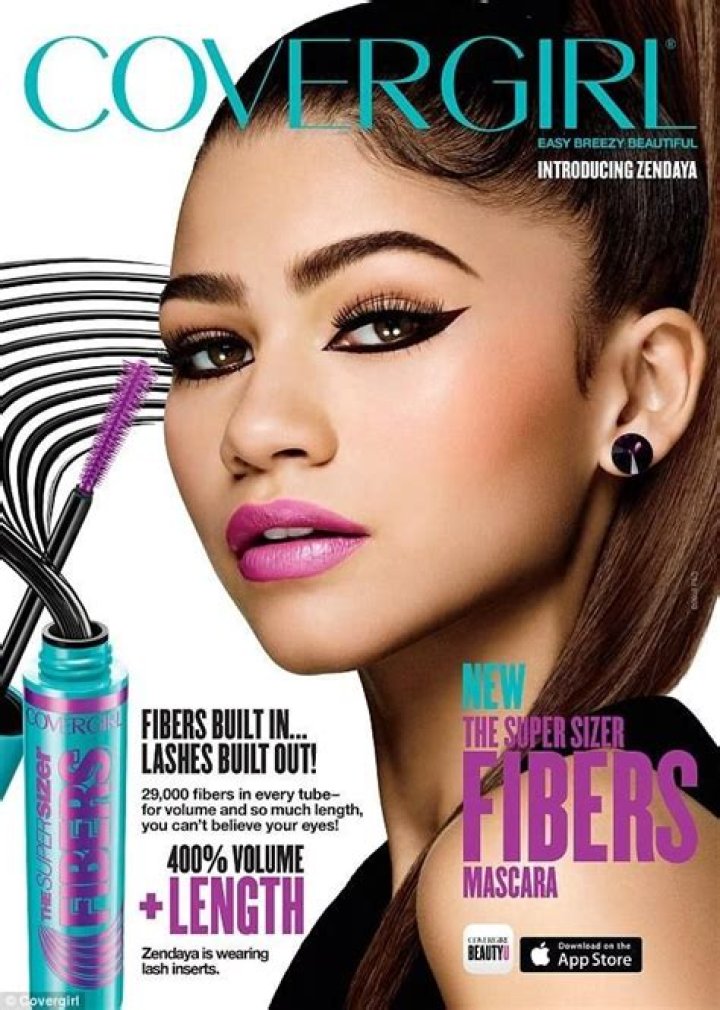 JCharlesBeauty is Announced as First Ever Male CoverGirl