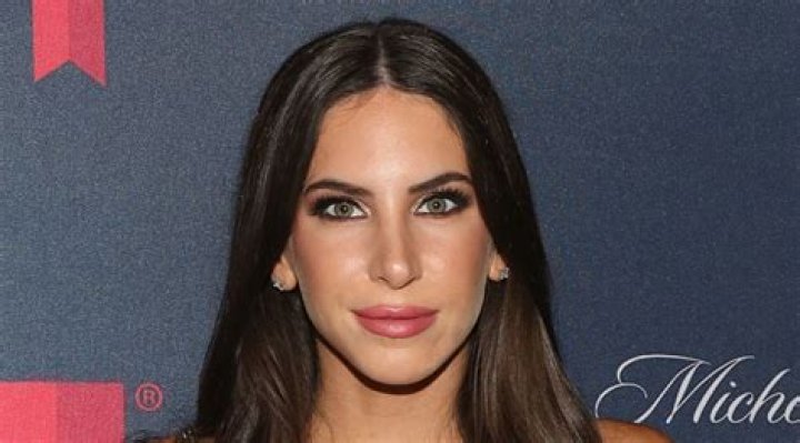 Jen Selter Net Worth, Age, Height, Bio, Birthday, Wiki!