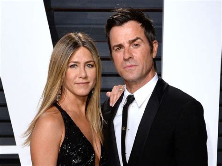 Jennifer Aniston Terrified Of Justin Theroux’s Veins – They Remind Her Of Angelina Jolie!