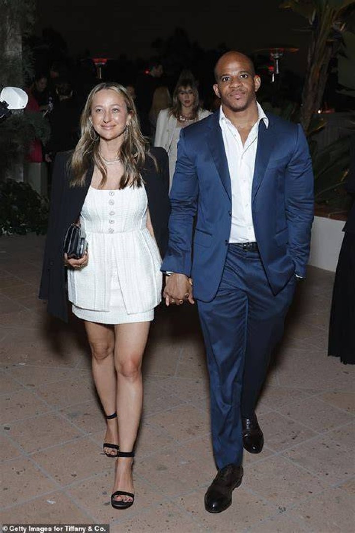 Jennifer Meyer Married, Dating, Boyfriend, Husband