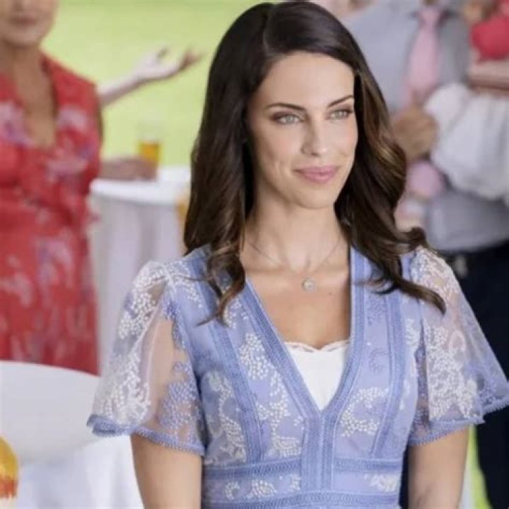 Jessica Lowndes Wiki, Age