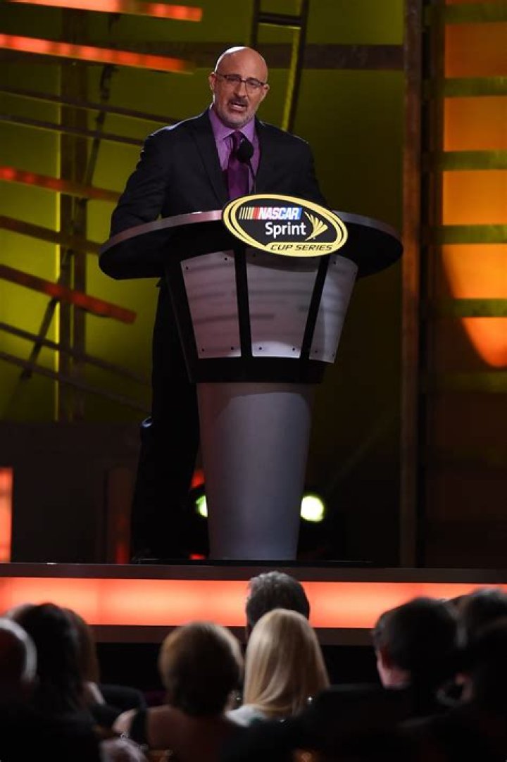 Jim Cantore Net Worth, Age, Height, Bio, Birthday, Wiki!