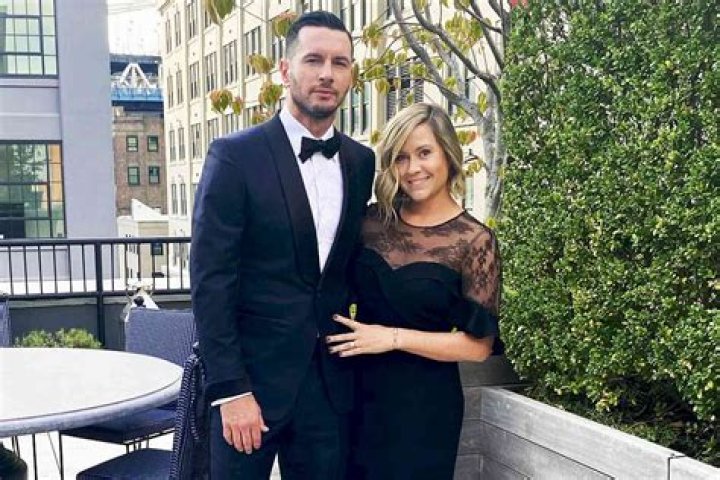JJ Hamblett’s Girlfriend: Who is JJ Hamblett Dating?