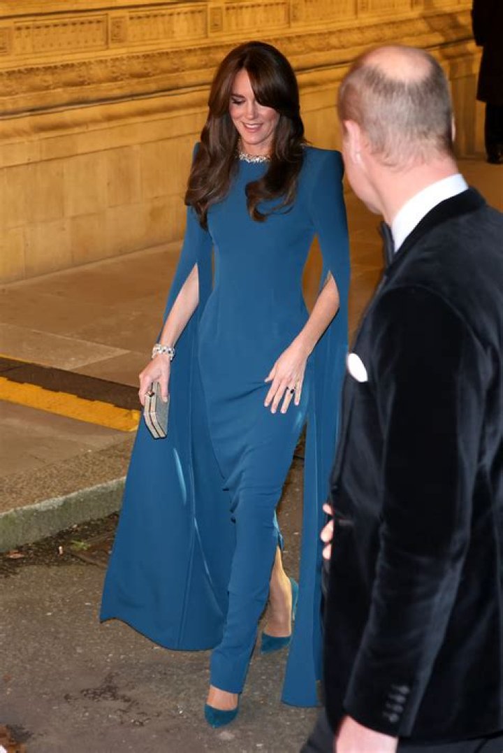 Kate Middleton Appalled at Carole Middleton’s Drinking and Marriage Troubles – Fears Queen Elizabeth’s Wrath?