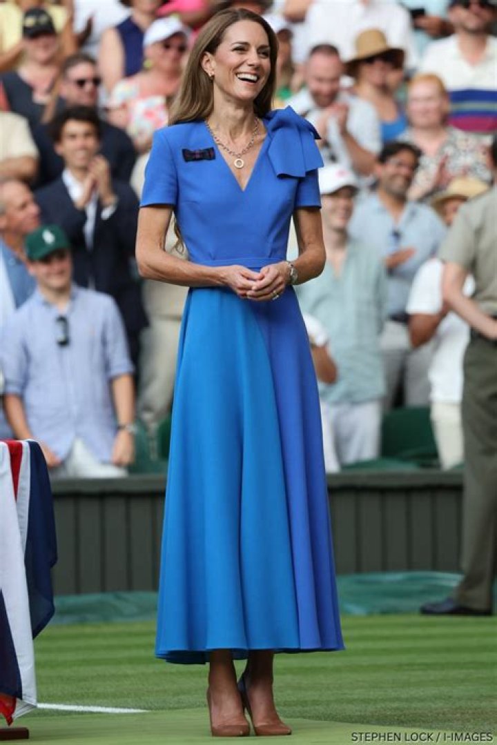 Kate Middleton Continues Australia Tour To Ayer’s Rock As “Modern Princess Diana” – SEE NEW PICS (PHOTOS)