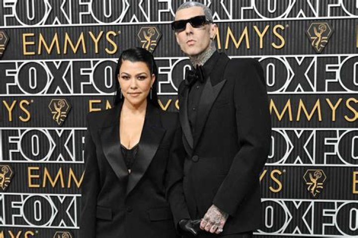 Kourtney Kardashian And Travis Barker Tied The Knot In Las Vegas Chapel