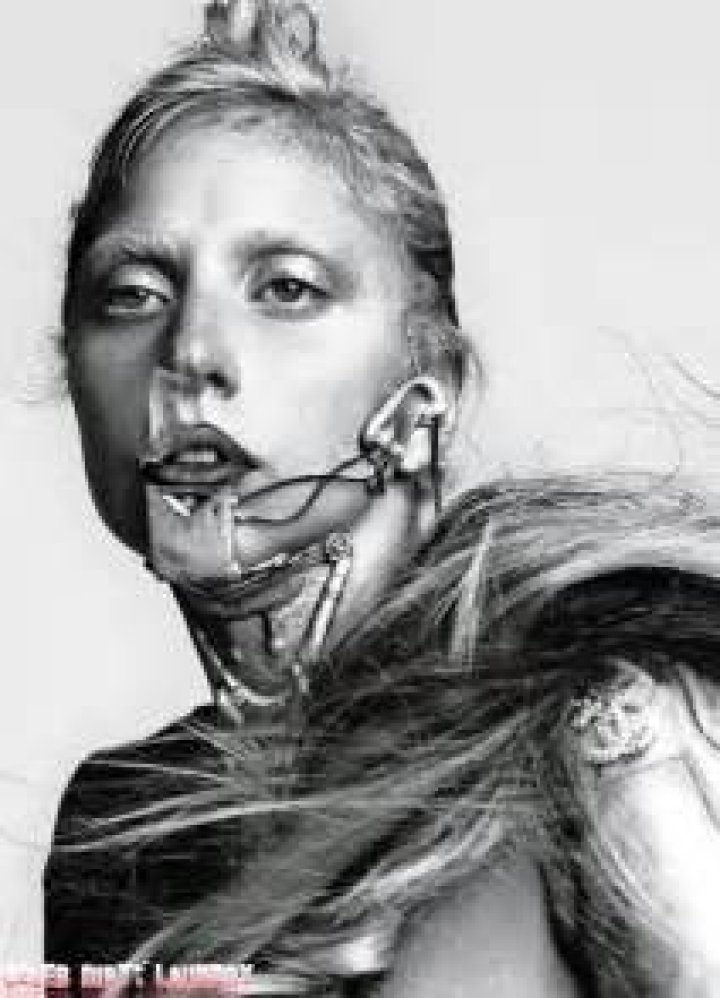 Lady Gaga As Nude Paranoid Android (Photos)