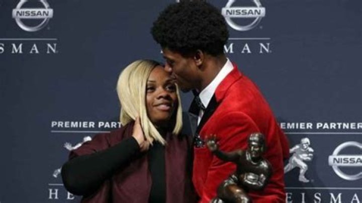 Lamar Jackson’s Girlfriend: Who is Lamar Jackson Dating?