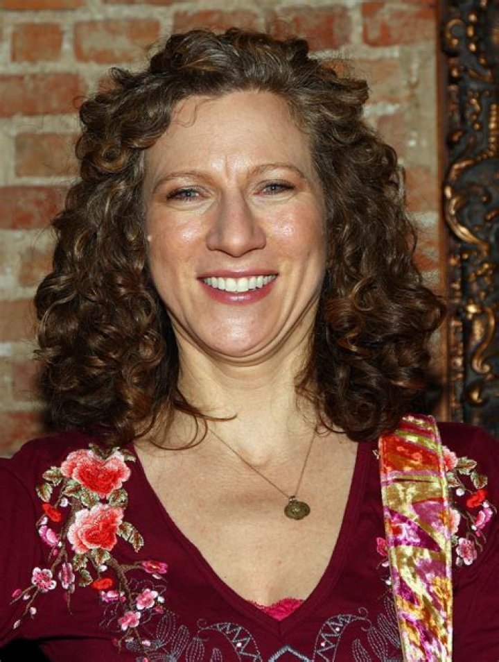 Laurie Shannon - Net Worth, Age, Height, Birthday, Bio, Wiki!