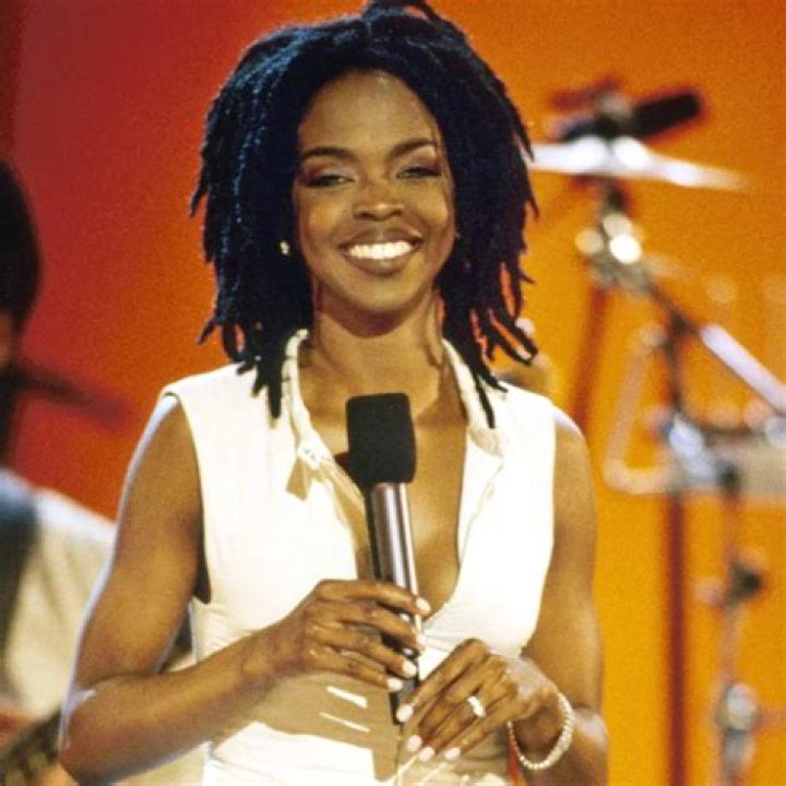 Lauryn Hill- Biography, Age, Net Worth, Boyfriend, Height, Career