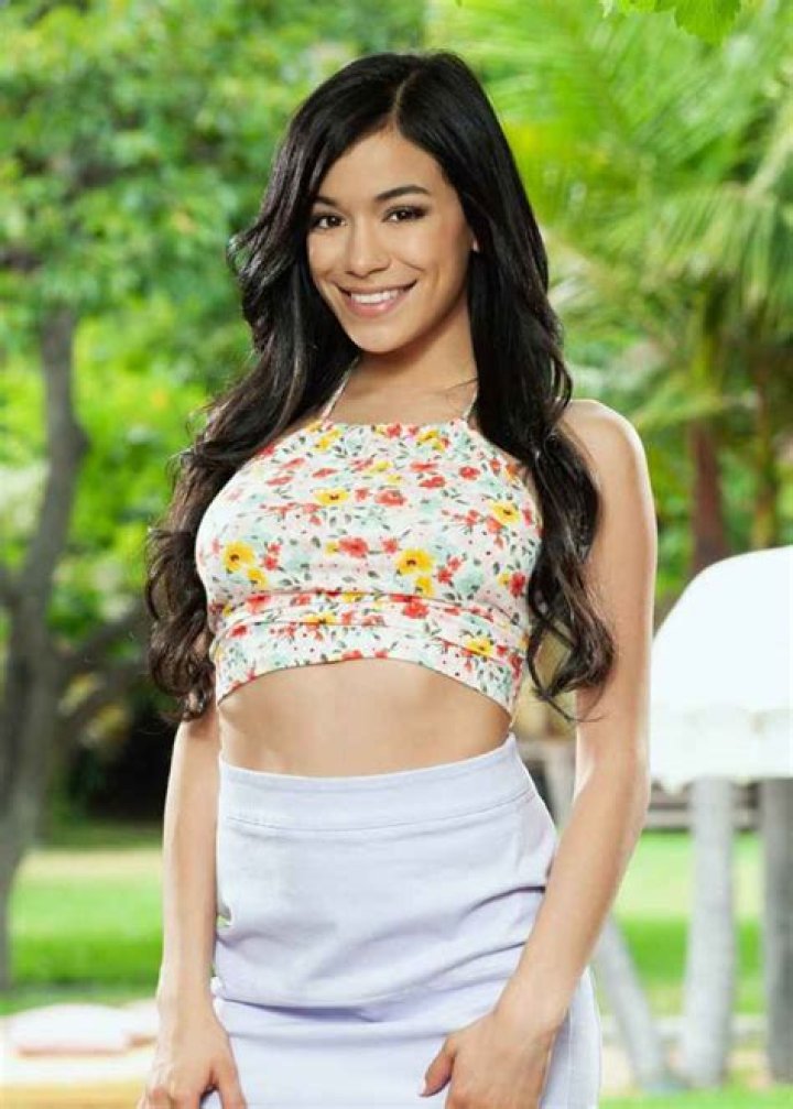 Lilith Cavaliere (TikTok Star) Wiki, Bio, Age, Height, Weight, Measurements, Boyfriend, Net Worth, Facts