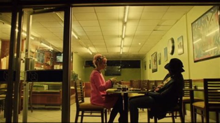 Lily Allen Drops 'Trigger Bang' Music Video
