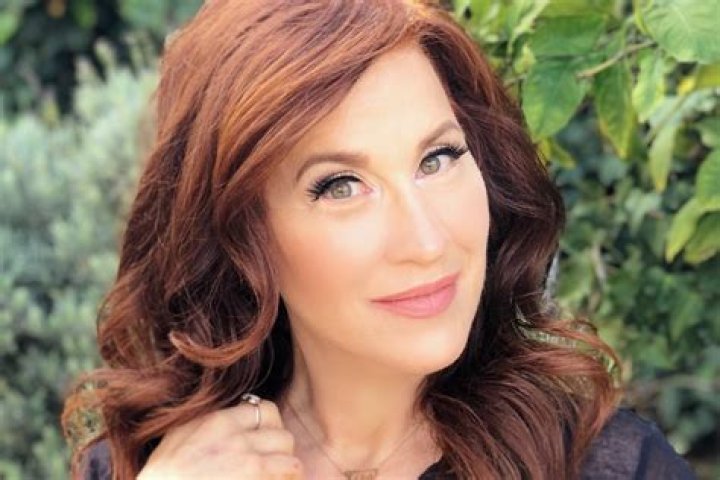 Lisa Ann Walter- Bio, Age, Height, Net Worth, Husband, Marriage, Career