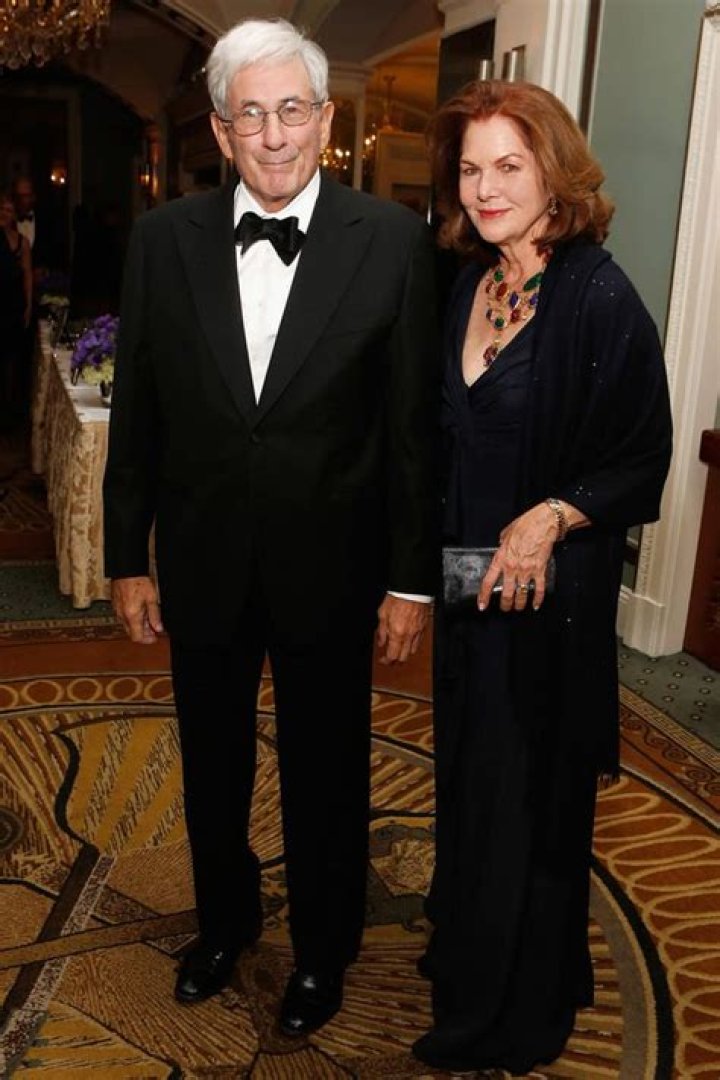 Lois Chiles’s Husband: Who is Lois Chiles Dating?