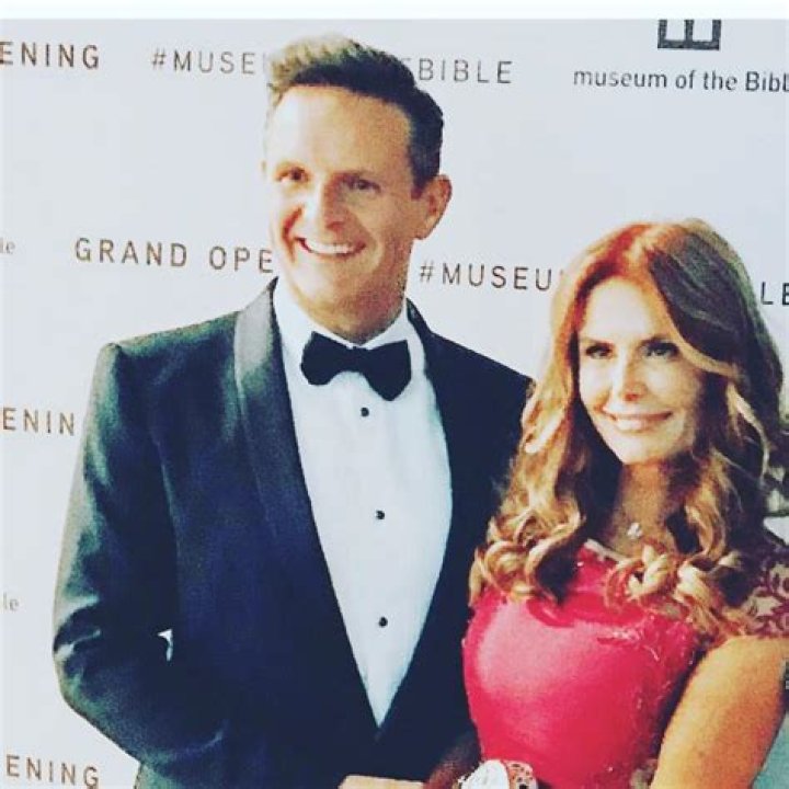 Mark Burnett’s Wife: Who is Mark Burnett Dating?