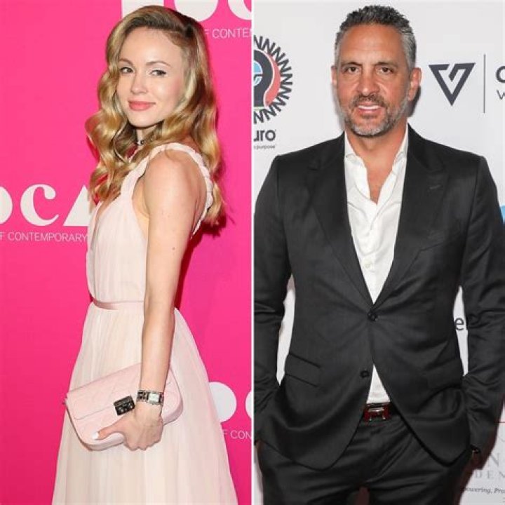 Mauricio Islas’s Girlfriend: Who is Mauricio Islas Dating?