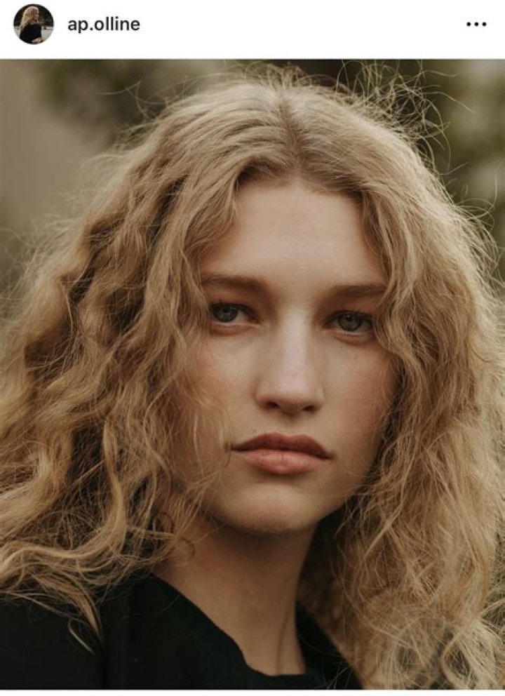 McKenna Hellam- Age, Boyfriend, Height, Net Worth, Career, Nationality