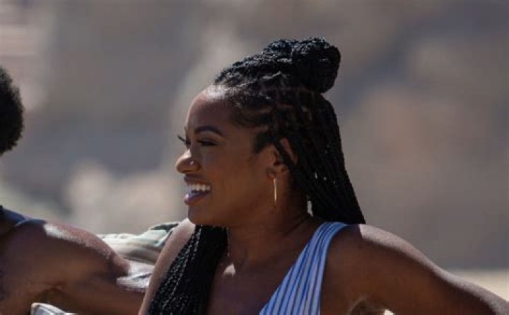 Mia Emani Jones FBoy Island Age