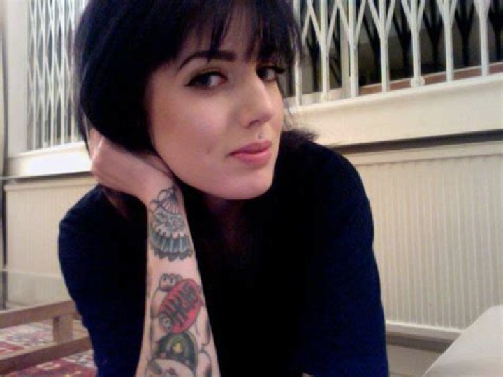 Mia Kirshner: dating, net worth, tattoos, smoking & body measurements