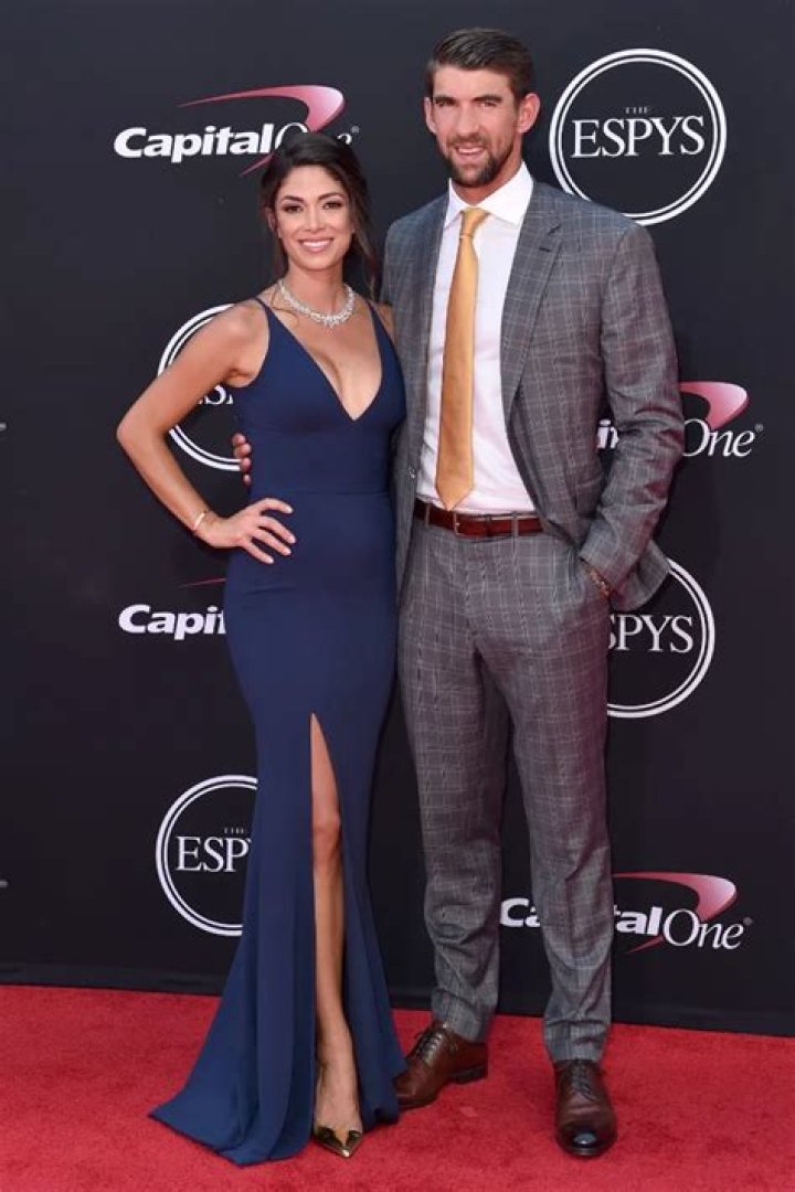 Michael Phelps: Girlfriend, net worth, tattoos, smoking & body facts