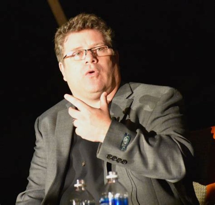 Michael Tell – Who is Patty Duke’s ex? – Sean Astin’s Father