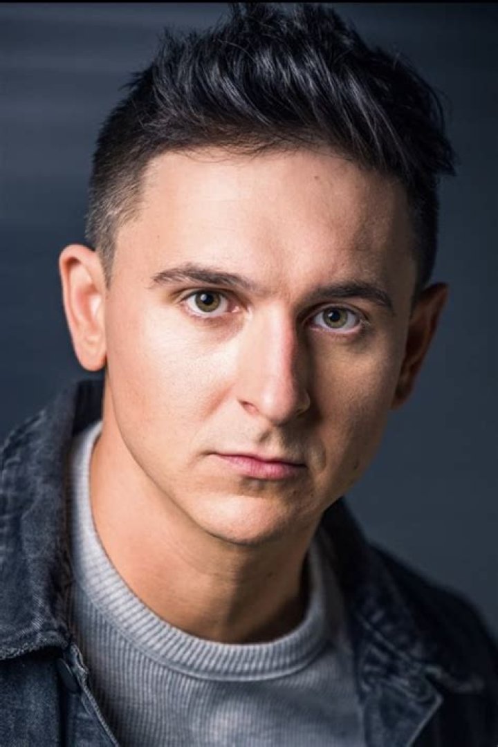 Mitchel Musso- Wiki, Age, Height, Net Worth, Girlfriend, Ethnicity