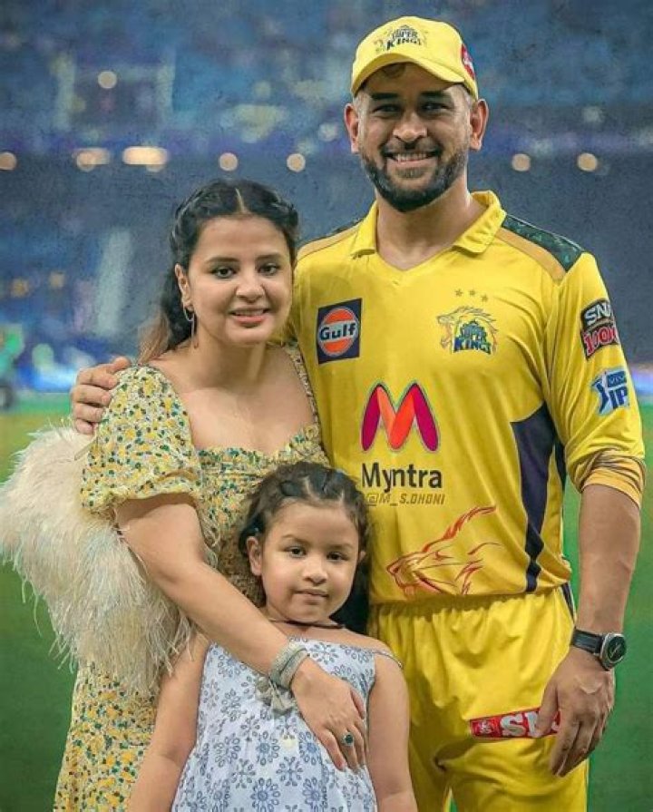 MS Dhoni Height, Weight, Net Worth, Age, Birthday, Wikipedia, Who, Nationality, Biography