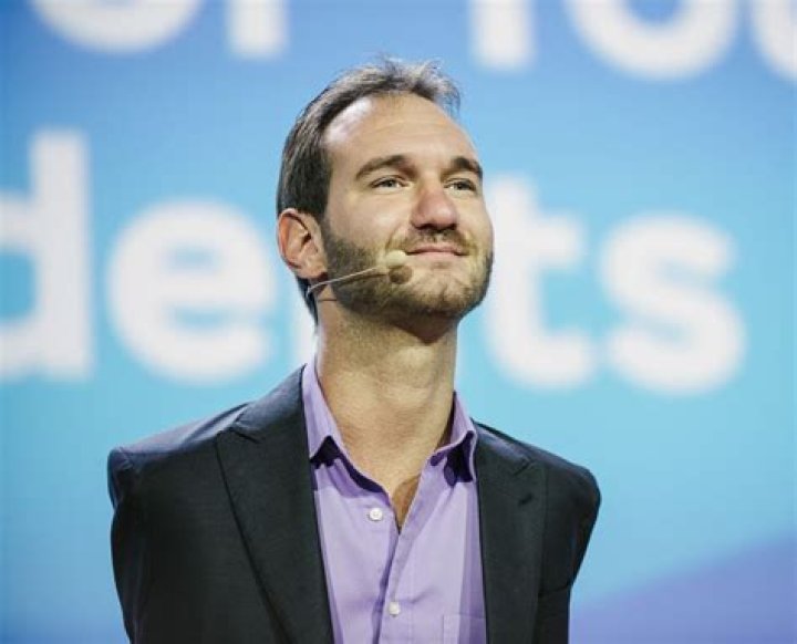 Nick Vujicic Net Worth, Age, Height, Bio, Birthday, Wiki!
