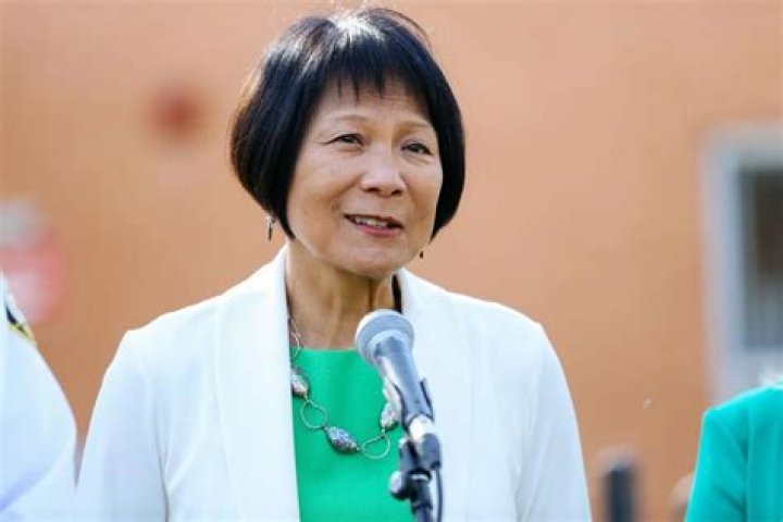 Olivia Chow Biography: Net Worth, Age, House, Children, Spouse, Nationality