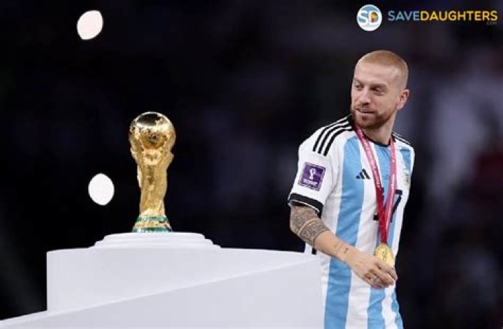 Papu Gómez- Wiki, Age, Height, Wife, Net Worth, Ethnicity, Career