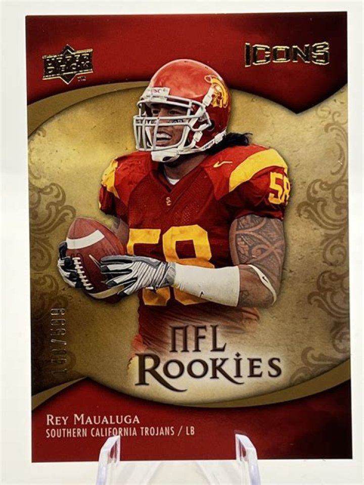 Rey Maualuga Net Worth, Age, Height, Bio, Birthday, Wiki!