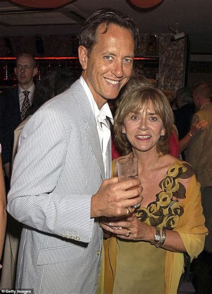 Richard E. Grant: Wife, net worth, tattoos, smoking & body facts