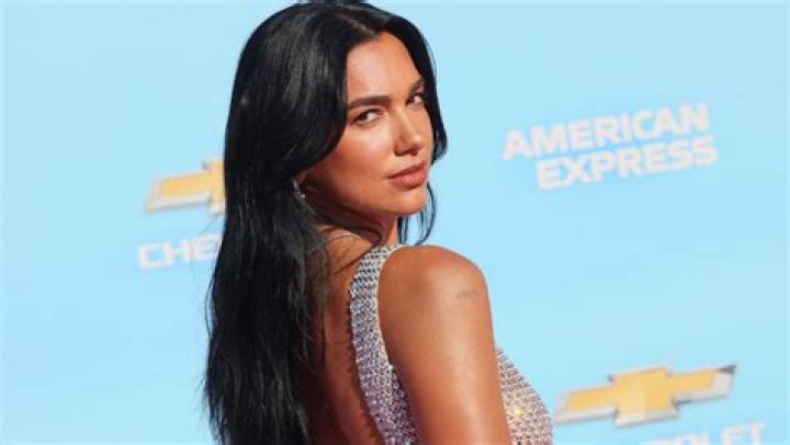 Rina Lipa Net Worth, Age, Height, Bio, Birthday, Wiki!