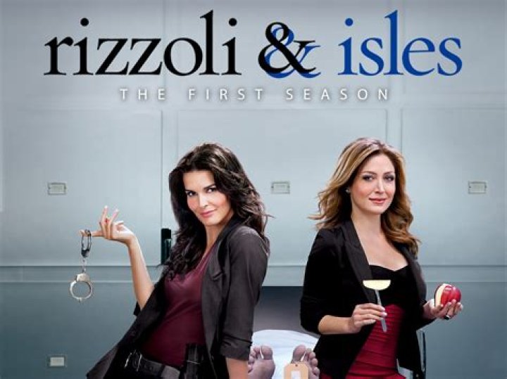 Rizzoli & Isles Recap 8/12/14: Season 5 Episode 9 “It Takes a Village”