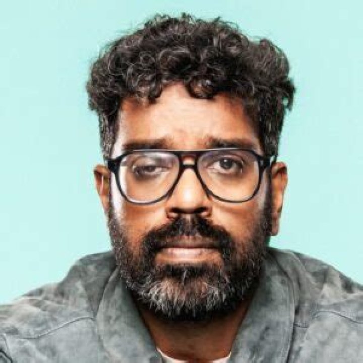 Romesh Ranganathan Biography: Age, Net Worth, Wife, Children, Siblings, Family, Height, Wikipedia, Pictures