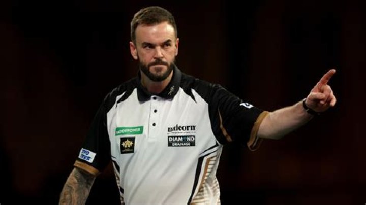 Ross Smith Darts Wife And Net Worth – Facts About Darts Player