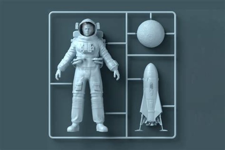Russell Brand Gets A Trip To Space For His Birthday!