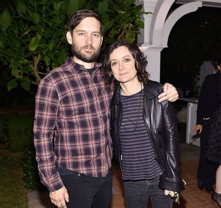 Sara Gilbert’s Husband: Who is Sara Gilbert Dating?