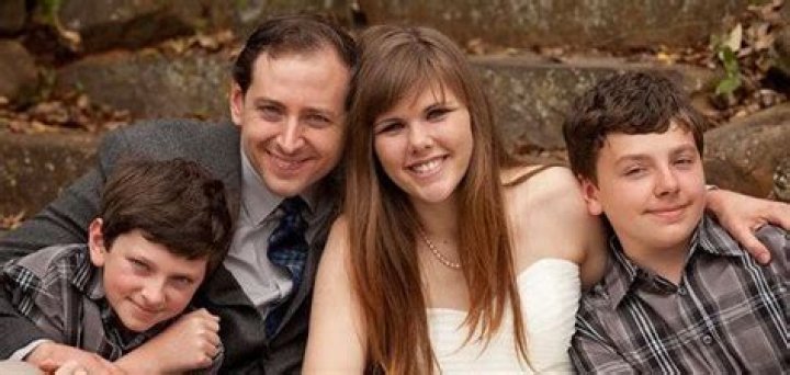 Scott Cawthon’s Wife: Who is Scott Cawthon Dating?