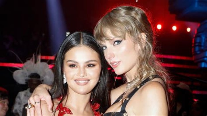 Selena Gomez and Lorde Feud: Selena Throws Shade At VMA Party, Lorde Thinks Selgo Isn’t A “Real Musician”