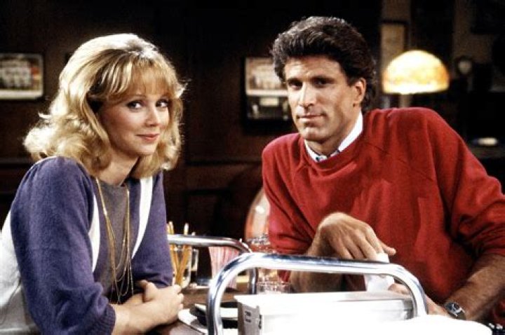 Shelley Long’s Boyfriend: Who is Shelley Long Dating?
