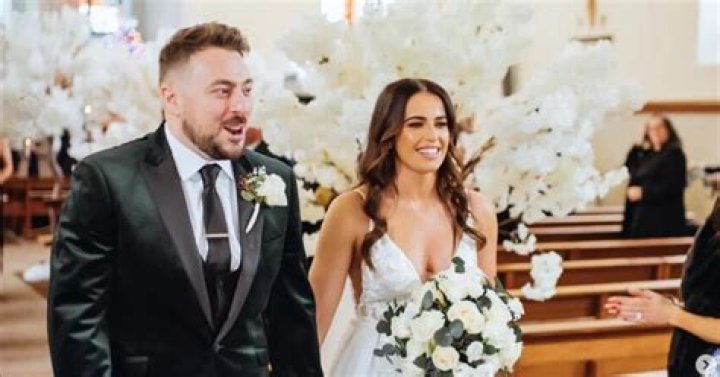 smacks’s Girlfriend: Who is smacks Dating?