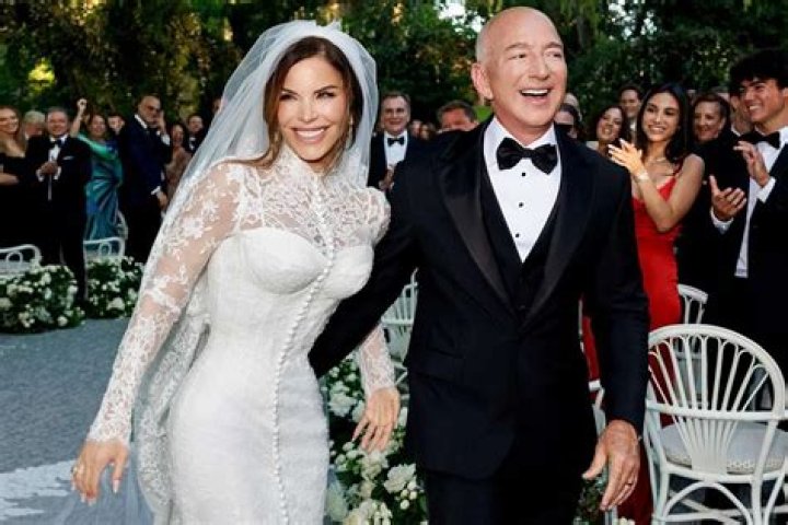 Steven Seagal's wife Erdenetuya Batsukh Biography: Age, Movies, Net Worth, Nationality, Height, Son, Instagram
