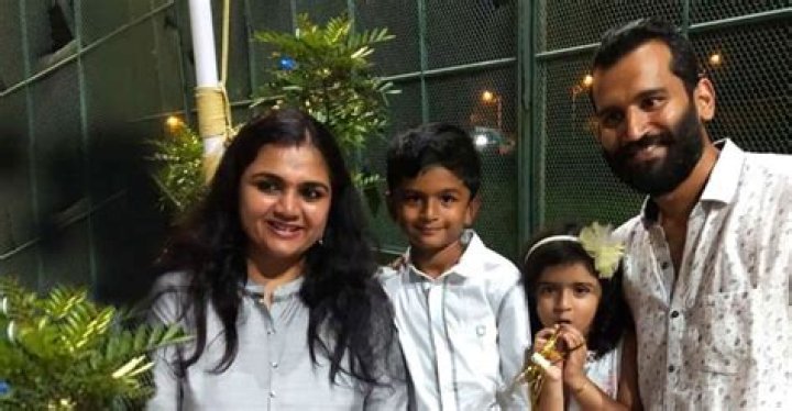 Suja Karthika- Wiki, Age, Net Worth, Husband, Height, Weight