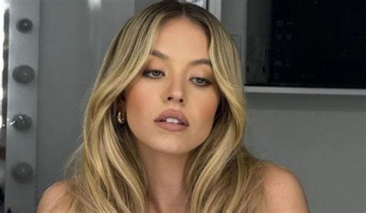 Sydney the coral girl’s Boyfriend: Who is Sydney the coral girl Dating?