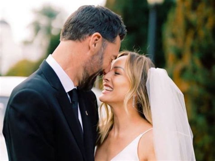 The Bachelorette Star Clare Crawley Officially Announced Her Relationship With Ryan Dawkins
